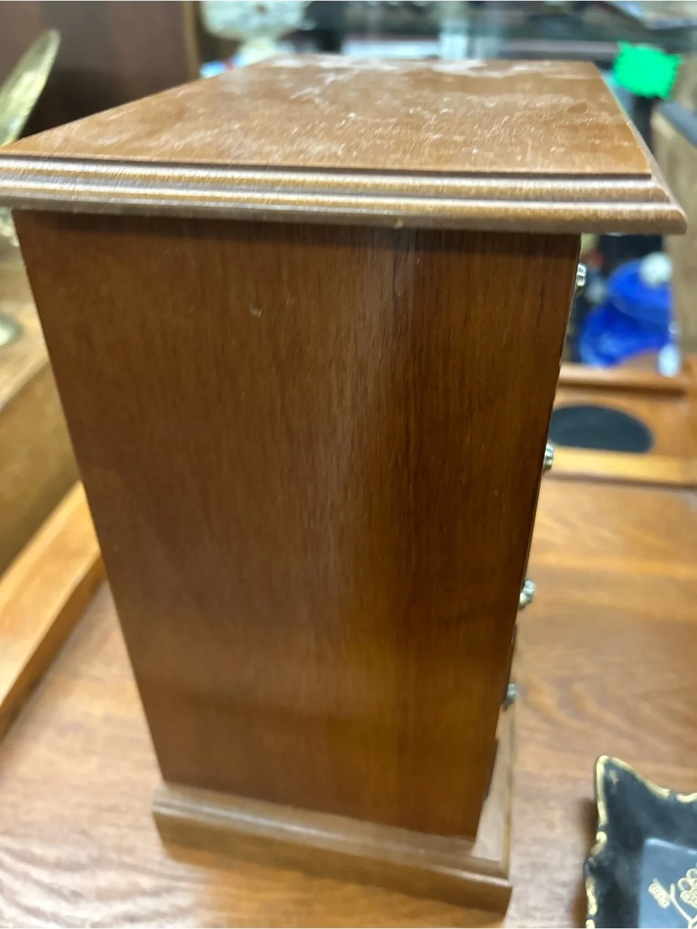 N/A brown wooden
